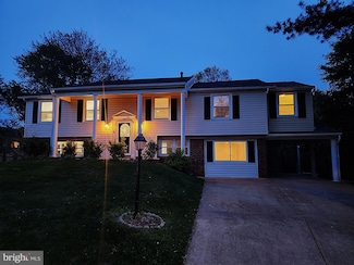 4023 Middle Ridge Dr, Fairfax, VA 22033