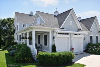53 Kettle Point Ave Unit 53, East Providence, RI 02914