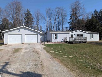 875 E Townsend Rd, Twining, MI 48766