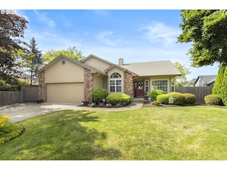 1537 W 13th Ave, Junction City, OR 97448