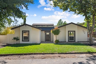 209 Channel Hill Rd, Auburn, CA 95603
