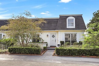 2052 N Countryside Cir, Orlando, FL 32804