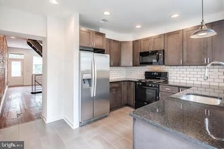 185 W Dauphin St, Philadelphia, PA 19133