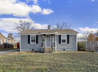 206 E Lockheed Dr, Oklahoma City, OK 73110