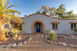 945 W San Martin Dr, Tucson, AZ 85704