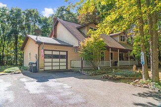 270 Squirrelwood Ct, Effort, PA 18330