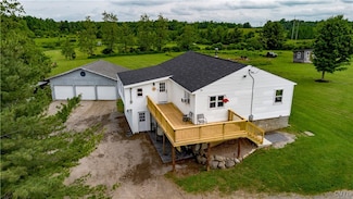 4045 E Milestrip Rd, Canastota, NY 13032