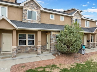 1715 Bison Dr, Williston, ND 58801