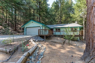 2078 Buckeye Dr, Willits, CA 95490