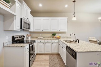 17415 Berkshire Dr Unit 52, Prairieville, LA 70769