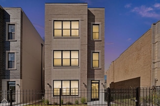4433 S Prairie Ave Unit 2, Chicago, IL 60653