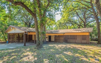 574 Oaklawn Dr, Rockdale, TX 76567