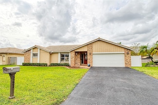 5221 King Arthur Ave, Davie, FL 33331