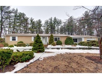 933 Wauwinet Rd, Barre, MA 01005