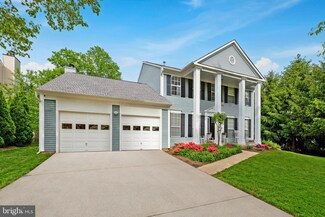 12204 Meadowstream Ct, Herndon, VA 20170