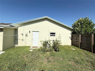 5137 NW 28th St, Margate, FL 33063