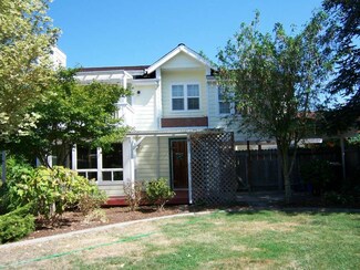 1708 Taylor St, Centralia, WA 98531