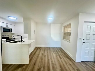 2890 N Oakland Forest Dr Unit 103, Oakland Park, FL 33309