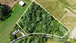 99999 Hazel Brook Rd, Marshall, NC 28753