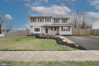 1617 Point Dr, Bensalem, PA 19020