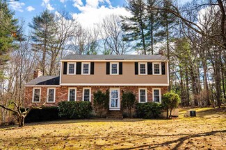 2 Castle Hill Rd, Windham, NH 03087