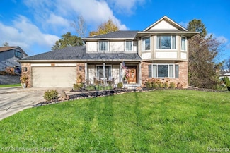 7936 Rampart Trail, Waterford, MI 48327