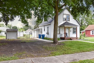 222 W South St, Dwight, IL 60420