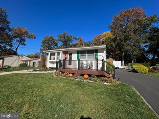 417 Florence Ave, Maple Shade, NJ 08052