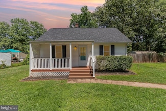 2312 Oak St, Fredericksburg, VA 22401