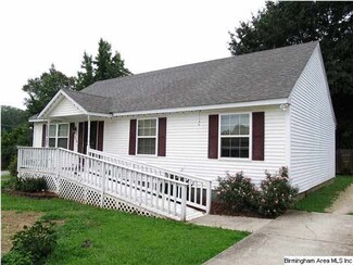570 Almon St, Heflin, AL 36264