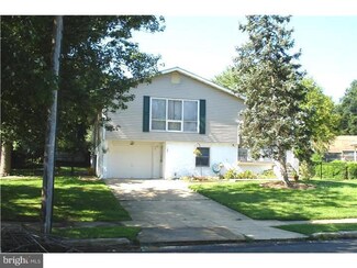 126 Diane Ave, Delran, NJ 08075