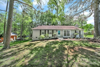 515 Wilcrest Dr, Matthews, NC 28105