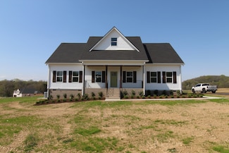20 Lauderdale Ln, Hartsville, TN 37022