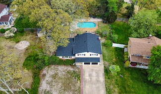 883 Astoria Dr, Toms River, NJ 08753