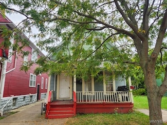 90 18th St, Buffalo, NY 14213