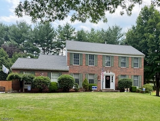 30 Glen Eagles Rd, Washington, NJ 07882