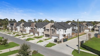 5812 Francis Oak Ln, Houston, TX 77091
