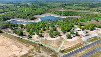 5026 Florida 77, Chipley, FL 32428