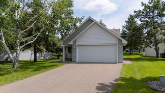 2501 Woodridge Ln, Brainerd, MN 56401