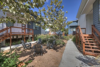 565 E Basel St Unit 1, New Braunfels, TX 78130