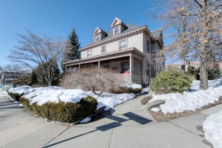 10 Cedar St, Worcester, MA 01609