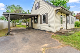 32 Porterbrook Ave, East Hartford, CT 06118