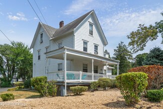 62 Ocean Blvd, Atlantic Highlands, NJ 07716