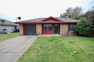 1100 Phillips Cir, Kaufman, TX 75142