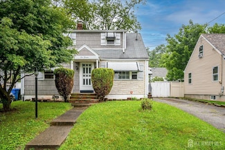 115 W Woodbridge Ave, Iselin, NJ 08830