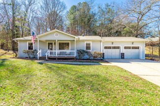 5541 Old Hunter Rd, Ooltewah, TN 37363