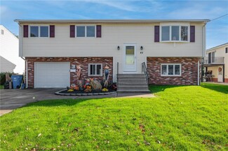 45 Clark St, Cumberland, RI 02864