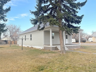 202 1st Ave SW, Choteau, MT 59422