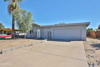 9015 N 55th Ave, Glendale, AZ 85302