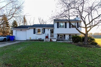 964 Kevin Dr, Kent, OH 44240